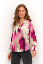 Load image into Gallery viewer, AW24 Kaffe Kaarona Blouse
