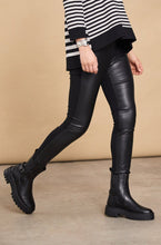 Load image into Gallery viewer, AW24 Naya Leatherette leggings
