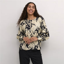 Load image into Gallery viewer, AW24 Kaffe Kalouise Blouse
