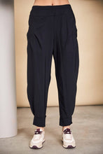 Load image into Gallery viewer, AW24 Naya Travel/Cuff Pant
